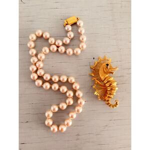 Vintage 1960s Spinneret Monet Seahorse Brooch and Pearl Necklace Set
